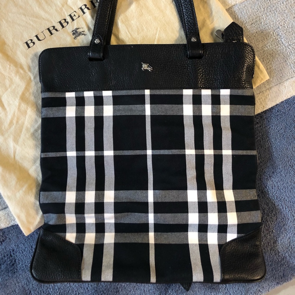 Burberry tote